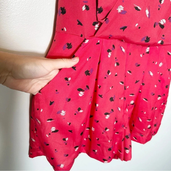 BCBGeneration Romper Lipstick Red All Over Print Wrap Tank Sleeves Sleeveless 4 - Picture 5 of 11